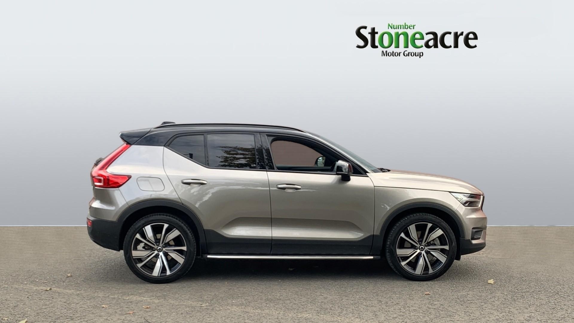 Volvo XC40 Image 3