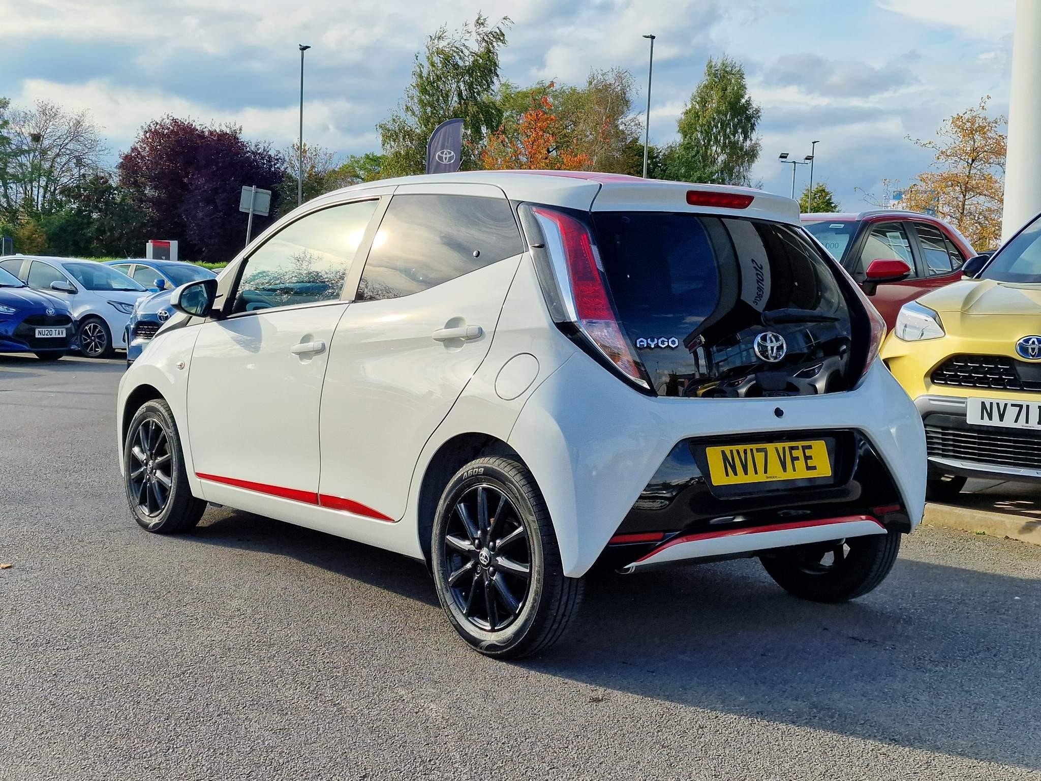 Toyota Aygo Image 6