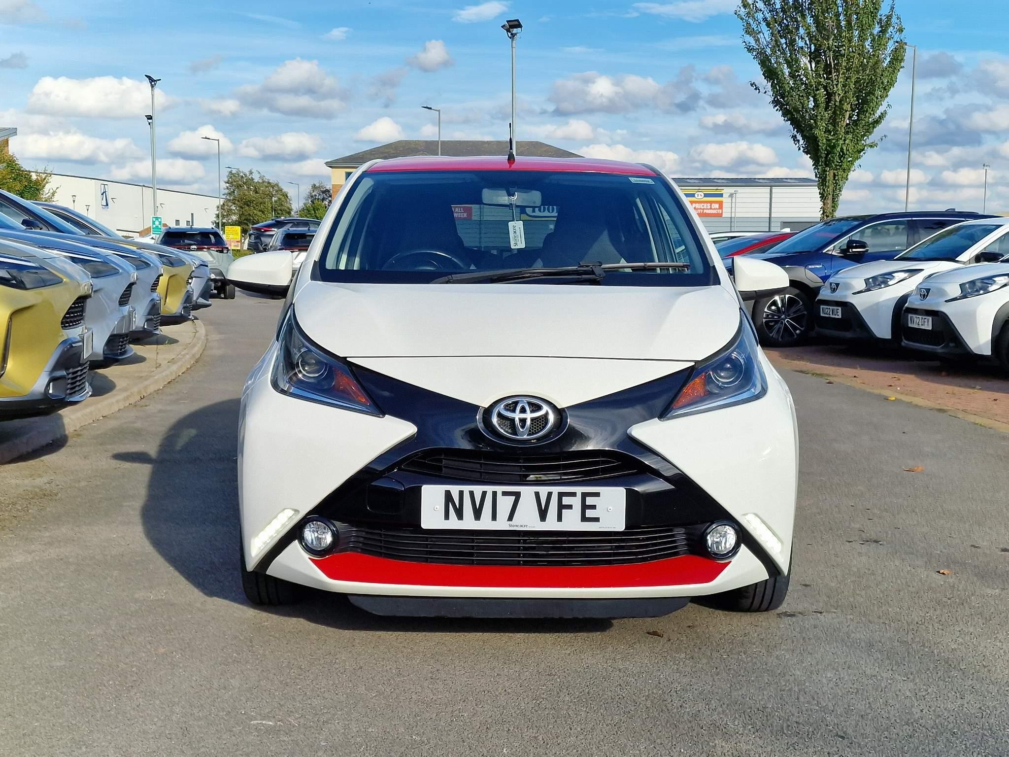 Toyota Aygo Image 17