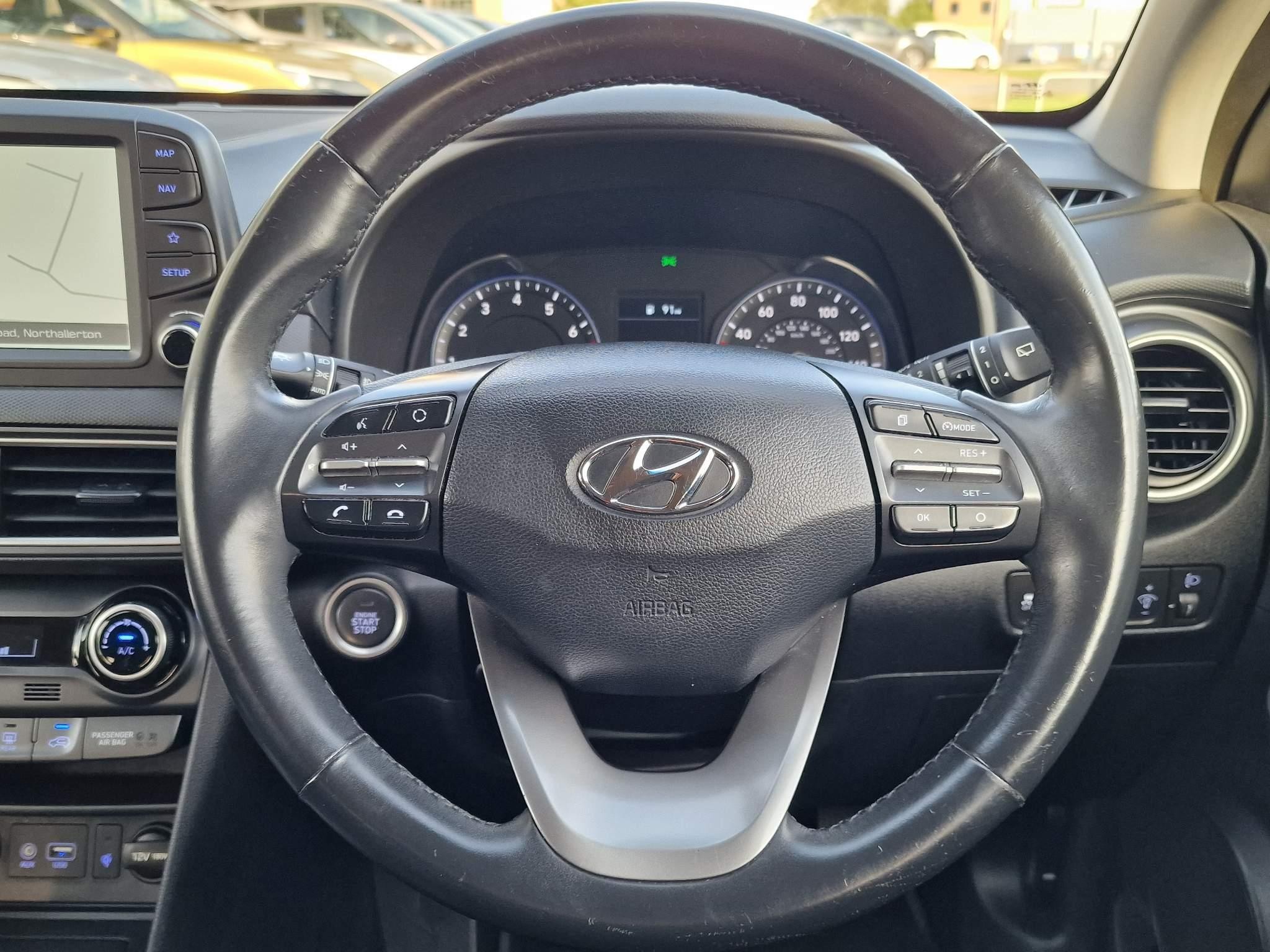 Hyundai KONA Image 8