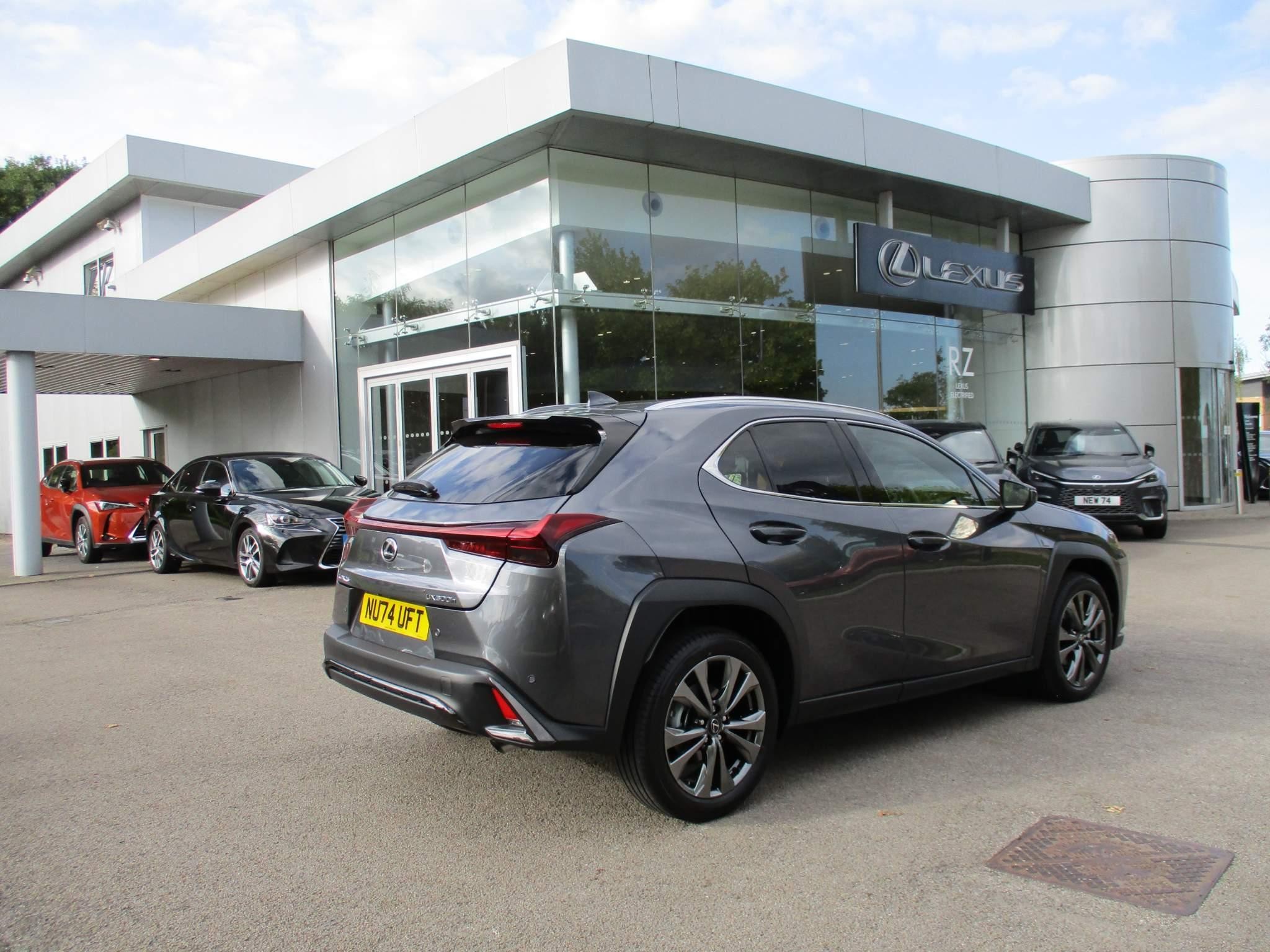 Lexus UX Image 5