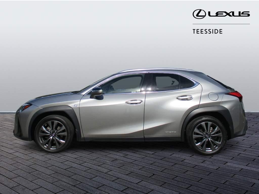 Lexus UX Self-Charging Hybrid Image 8