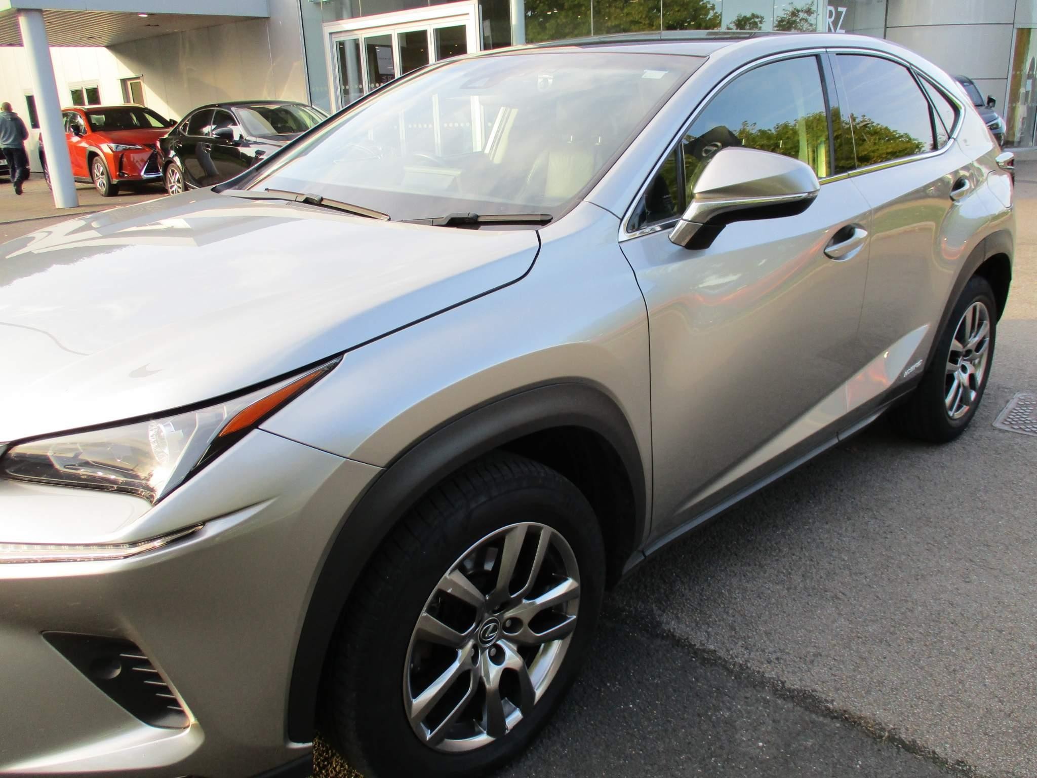 Lexus NX Image 47