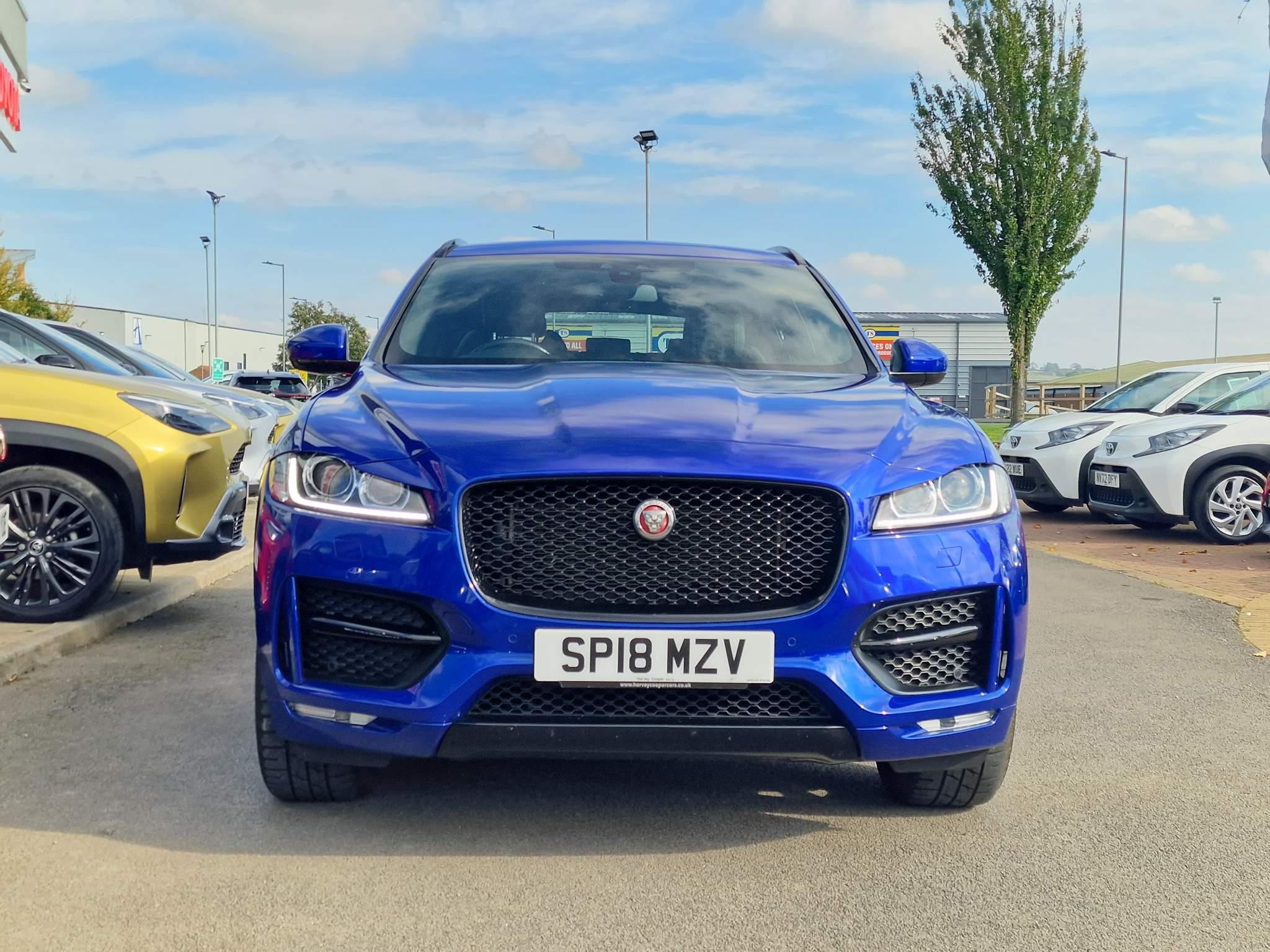 Jaguar F-Pace Image 15