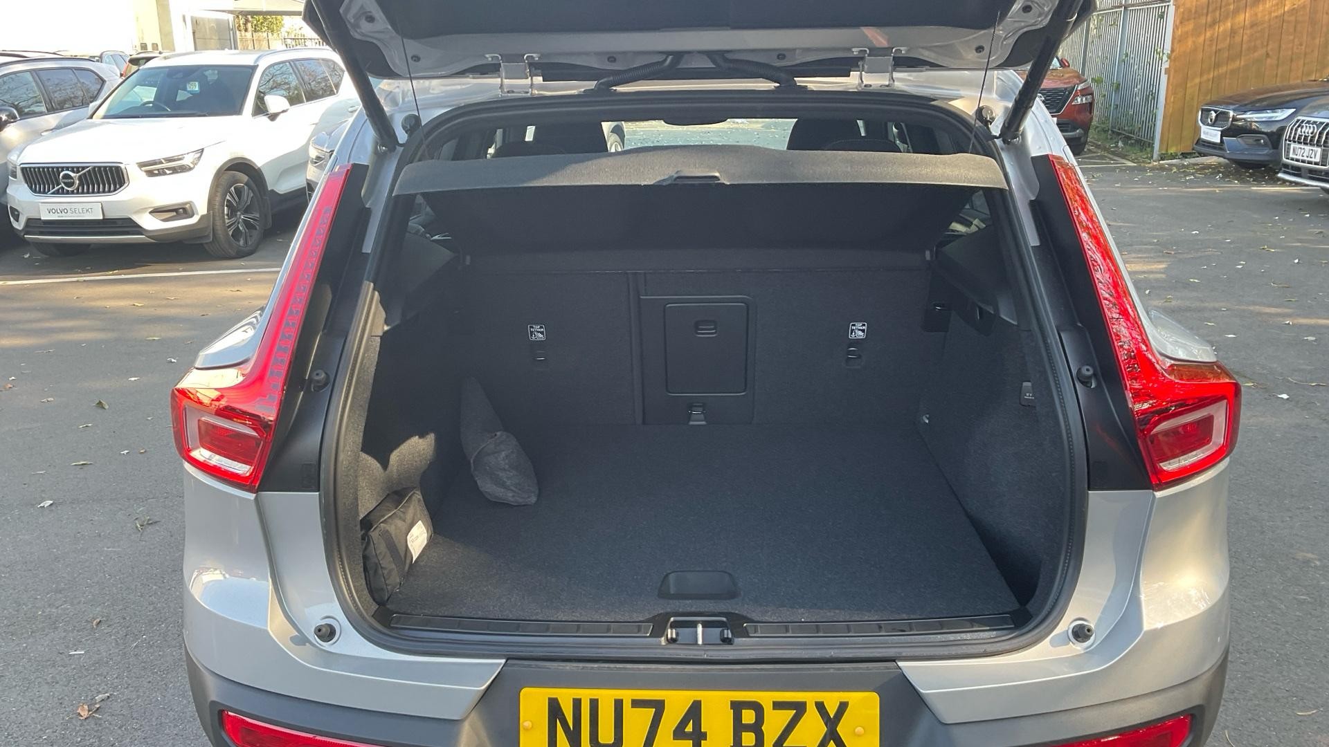 Volvo XC40 Image 17