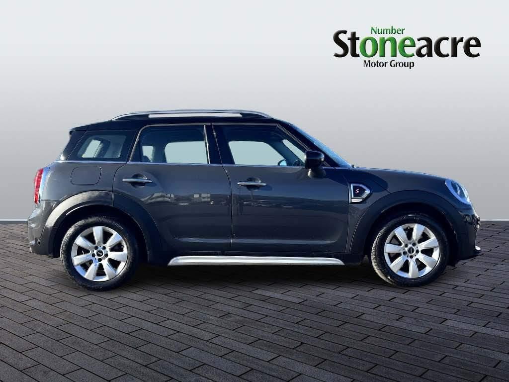 MINI Countryman Image 2