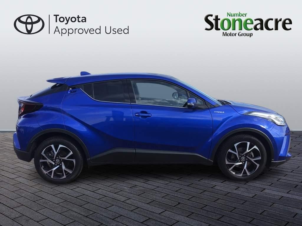 Toyota C-HR Image 4