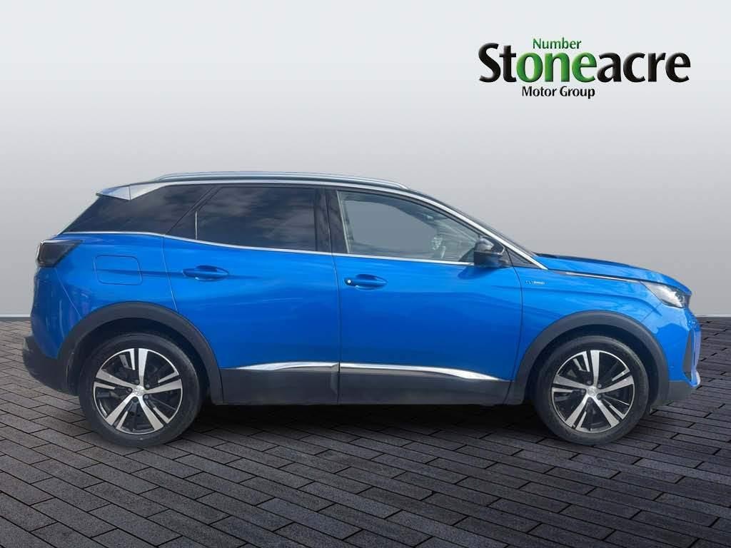 Peugeot 3008 Image 2