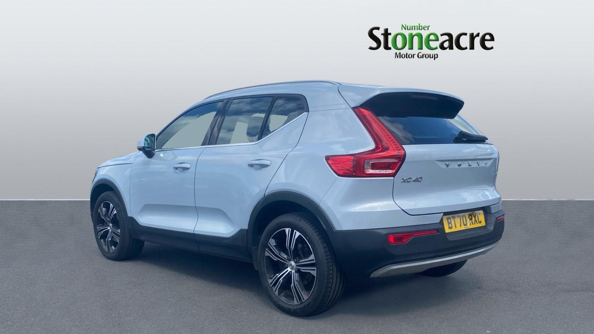 Volvo XC40 Image 2