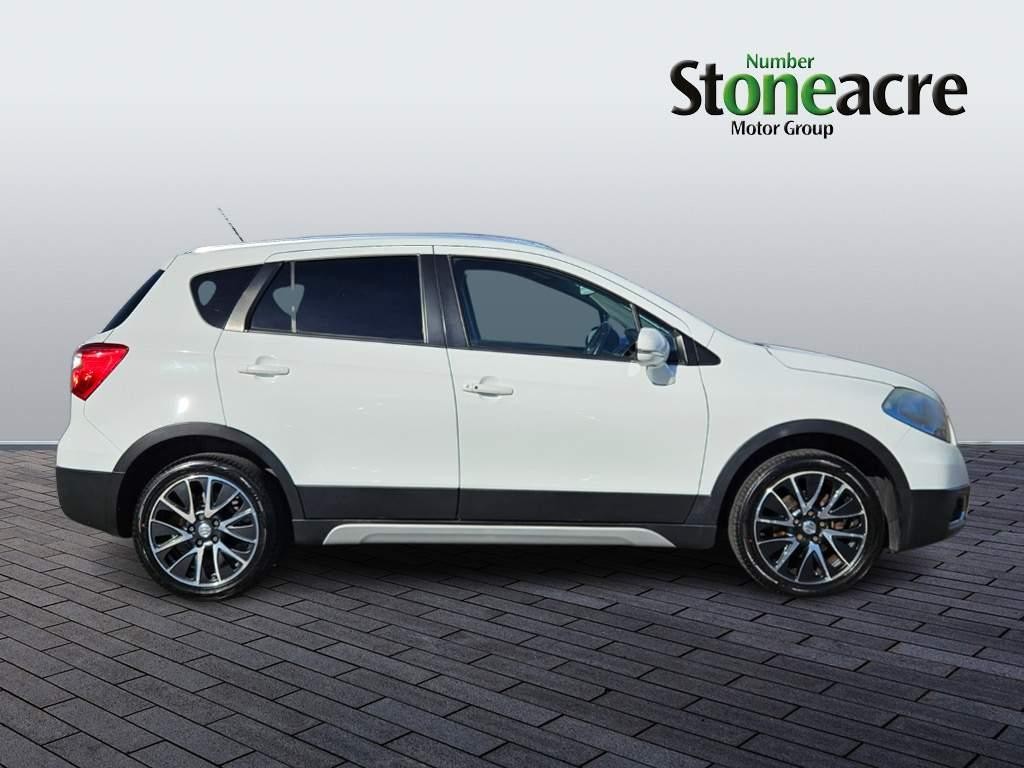 Suzuki SX4 S-Cross Image 2