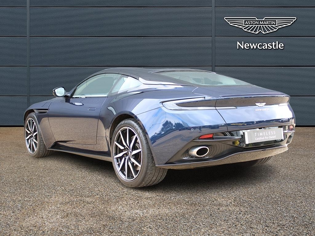 Aston Martin DB11 Image 2