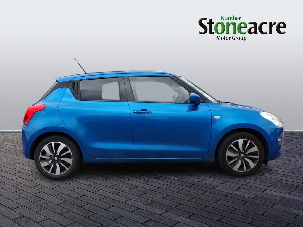 Suzuki Swift Image 2