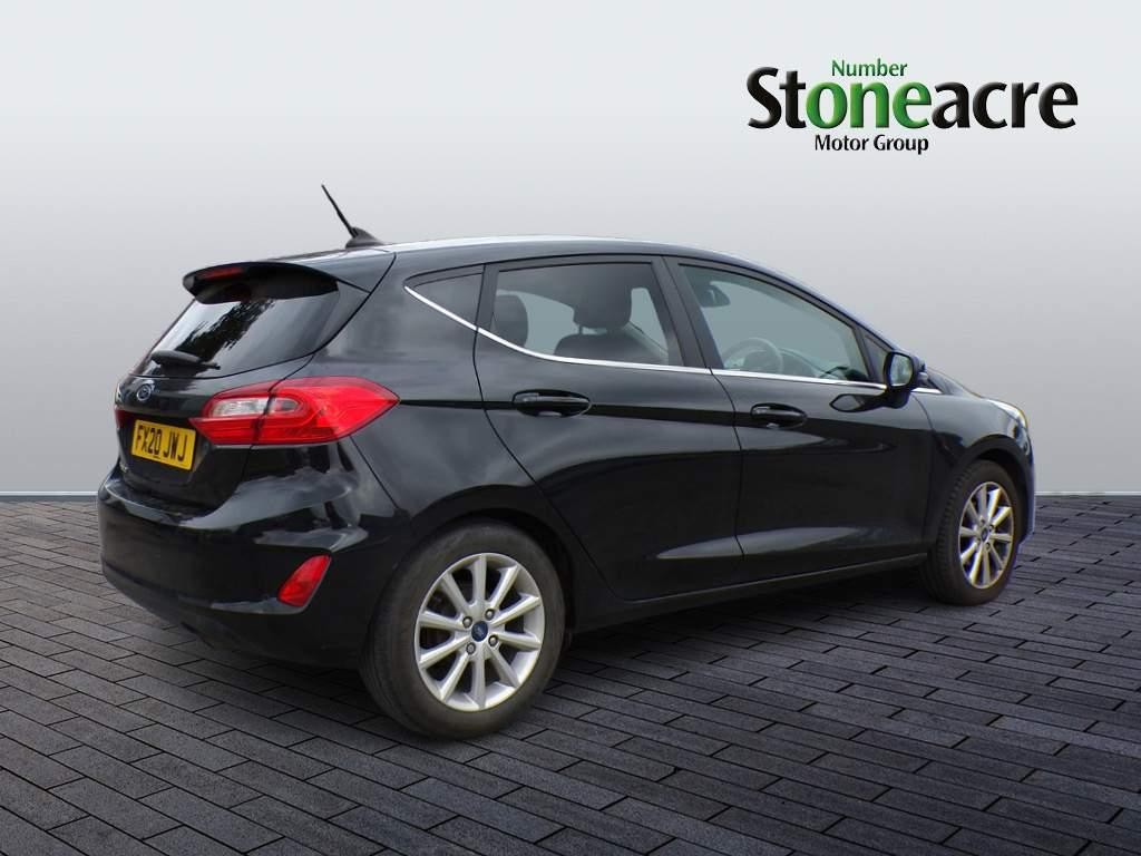 Ford Fiesta Image 3