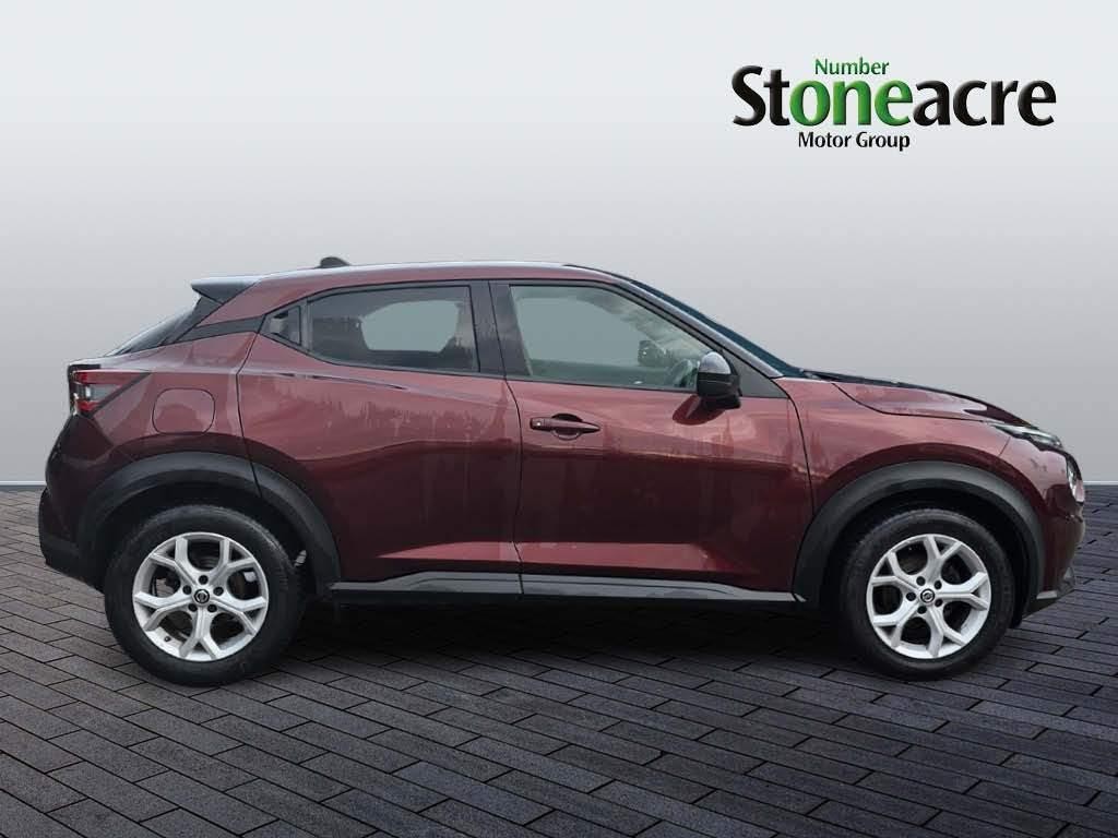 Nissan Juke Image 2