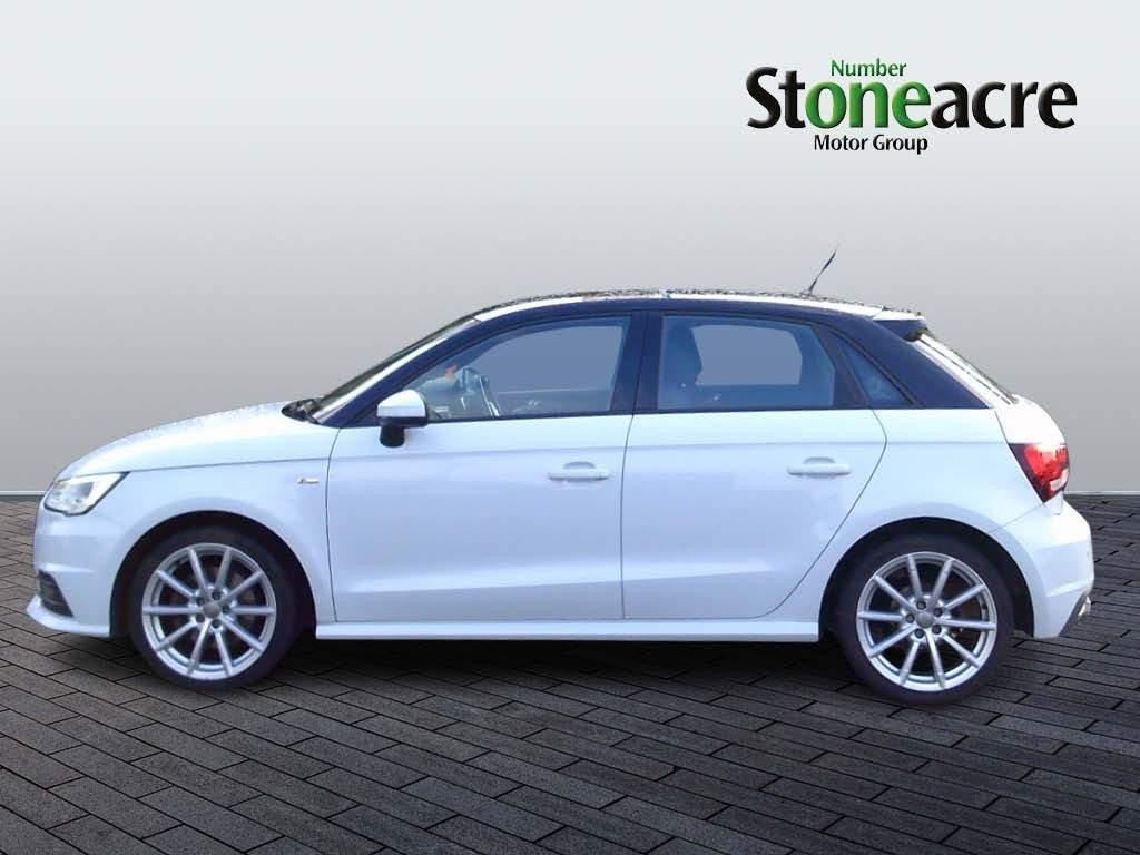 Audi A1 Image 6