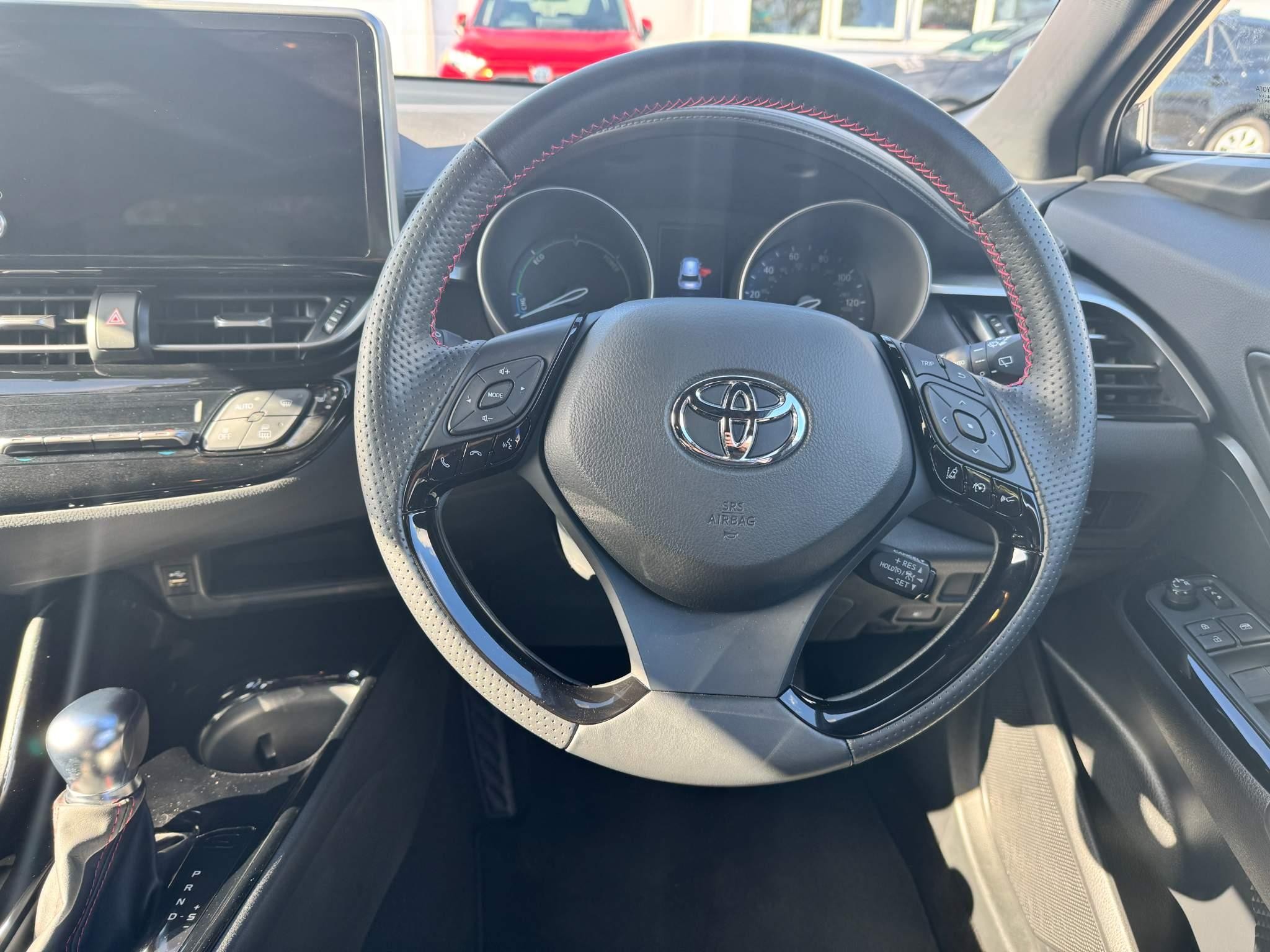 Toyota C-HR Image 19