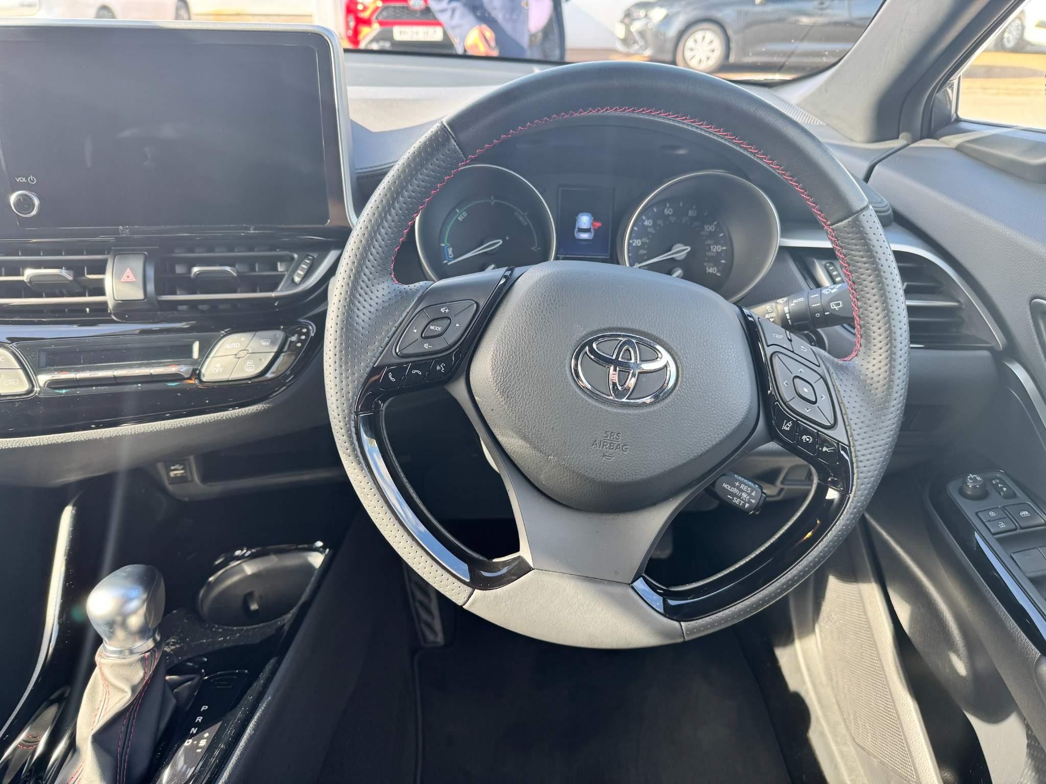 Toyota C-HR Image 19