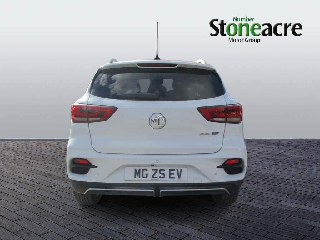 MG MG ZS Image 4