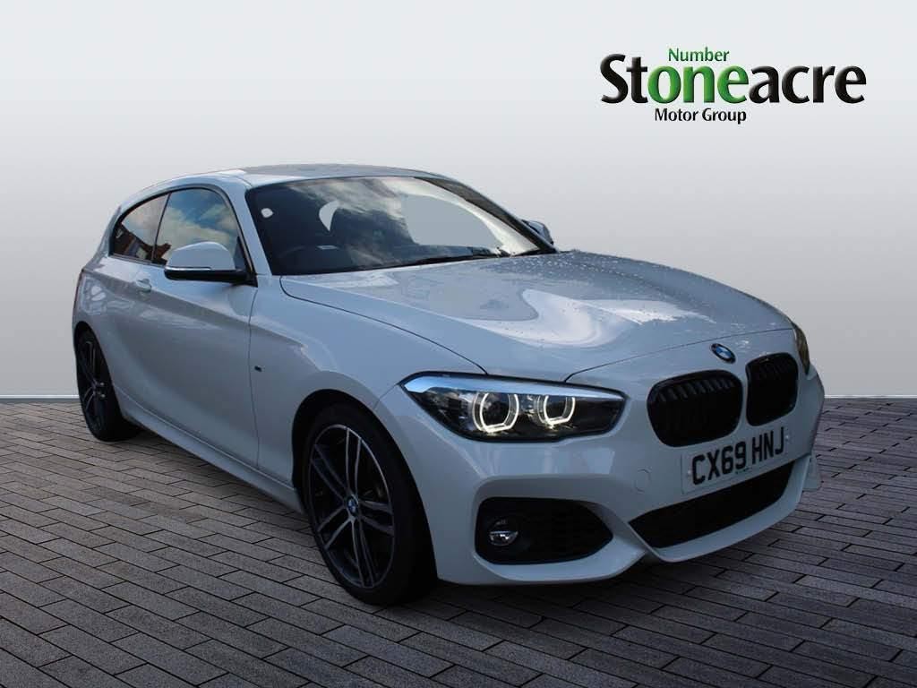 BMW 1 Series Image 1