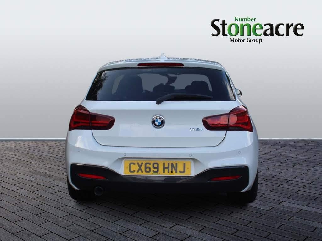 BMW 1 Series Image 4