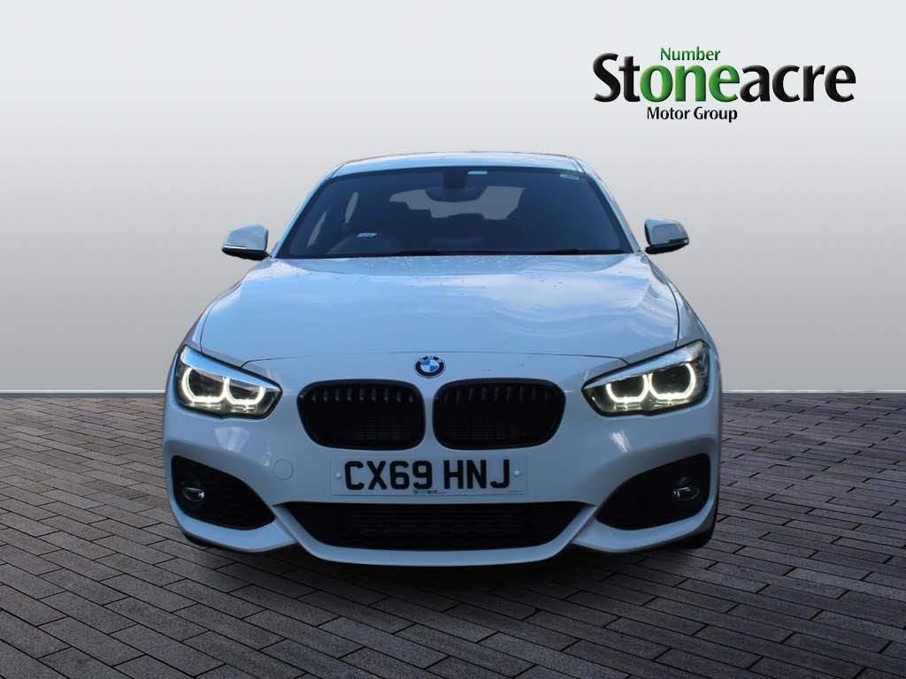 BMW 1 Series Image 8