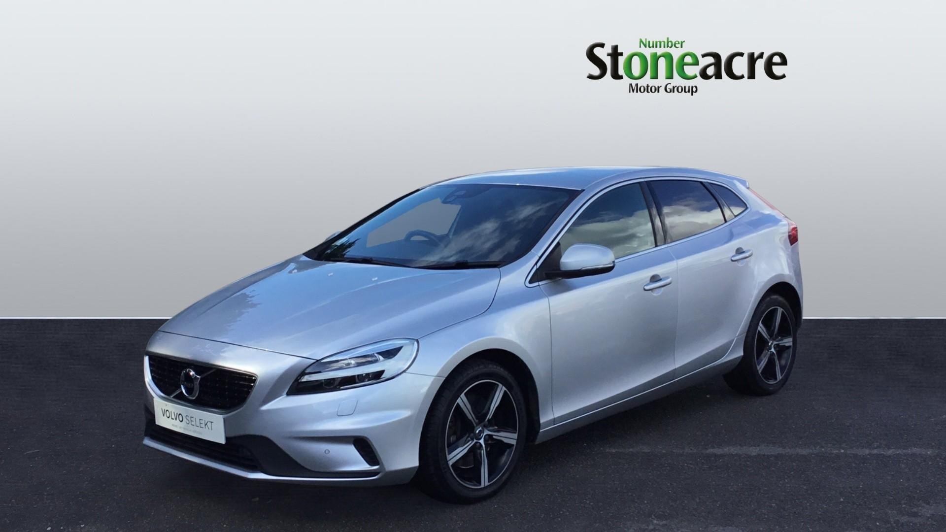 Volvo V40 Image 6