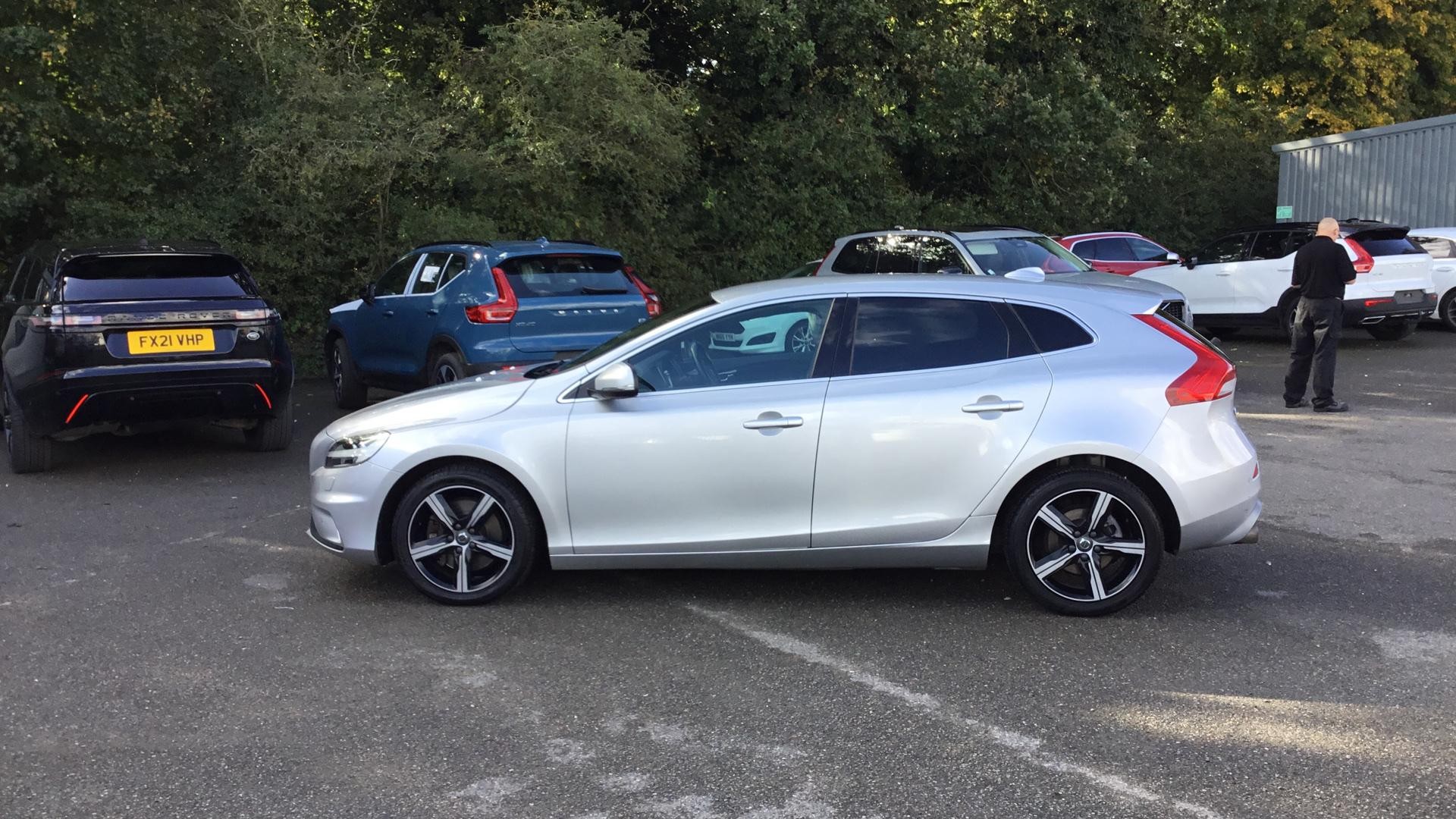 Volvo V40 Image 8