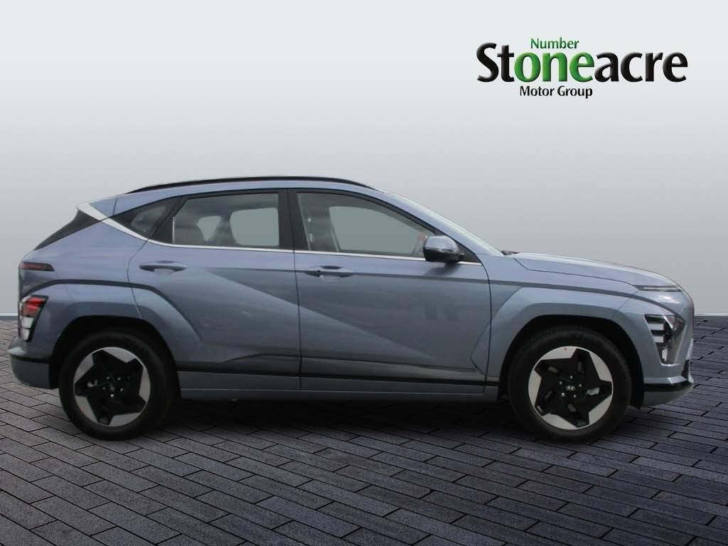 Hyundai KONA Image 2