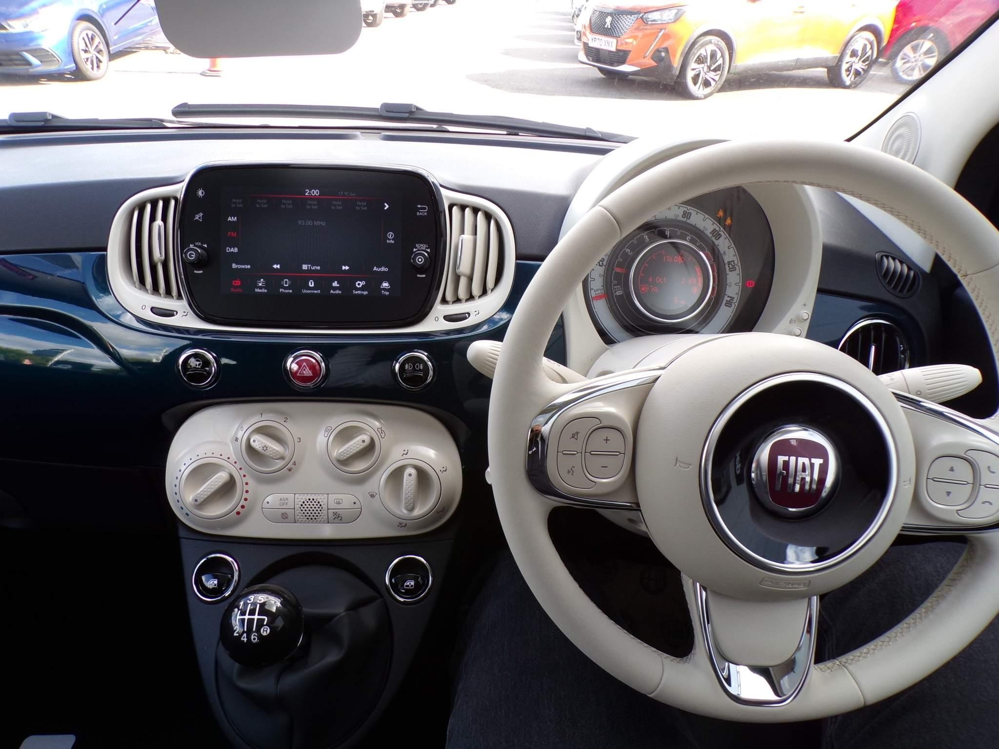 Fiat 500 Hybrid Image 12