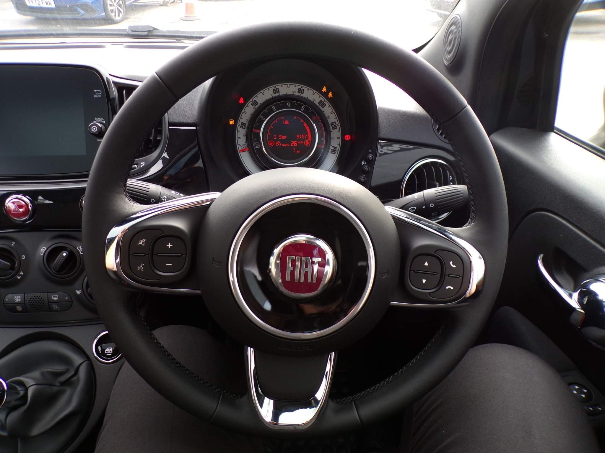 Fiat 500 Hybrid Image 17