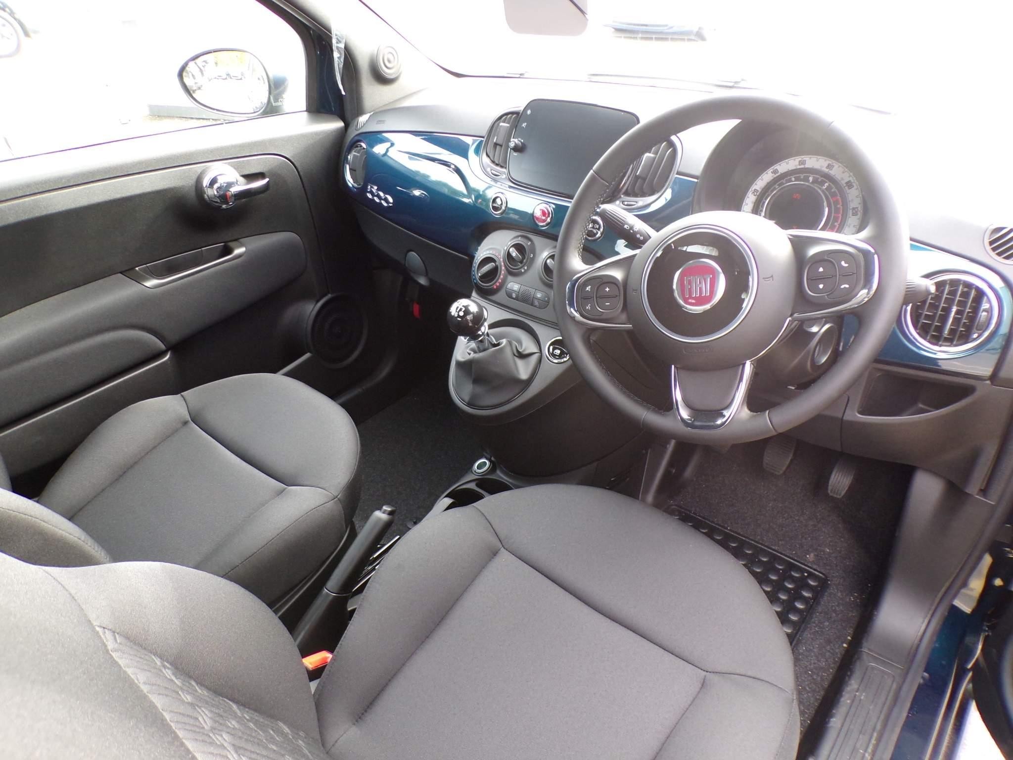 Fiat 500c Hybrid Image 11