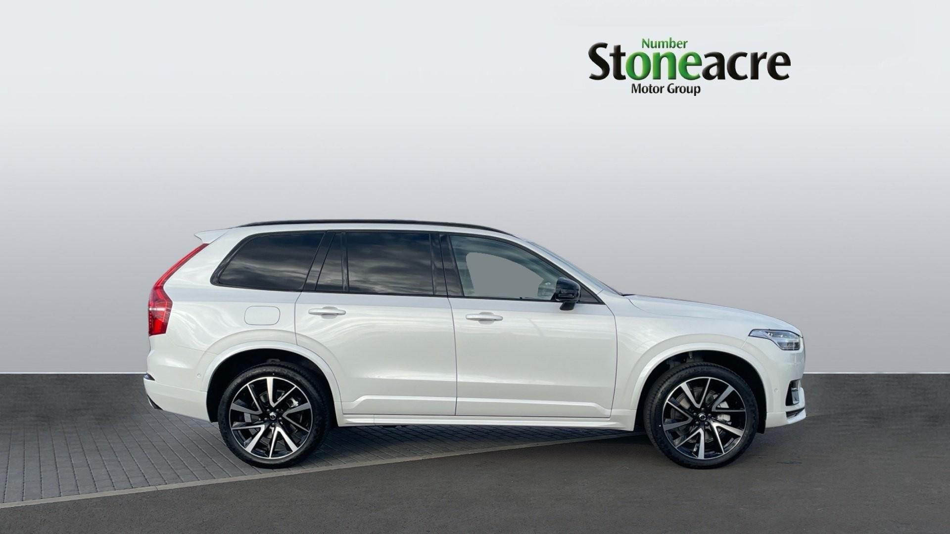 Volvo XC90 Image 3