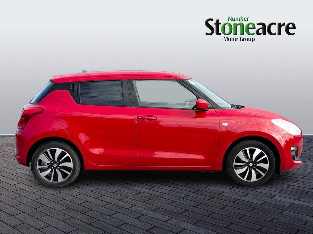 Suzuki Swift Image 2