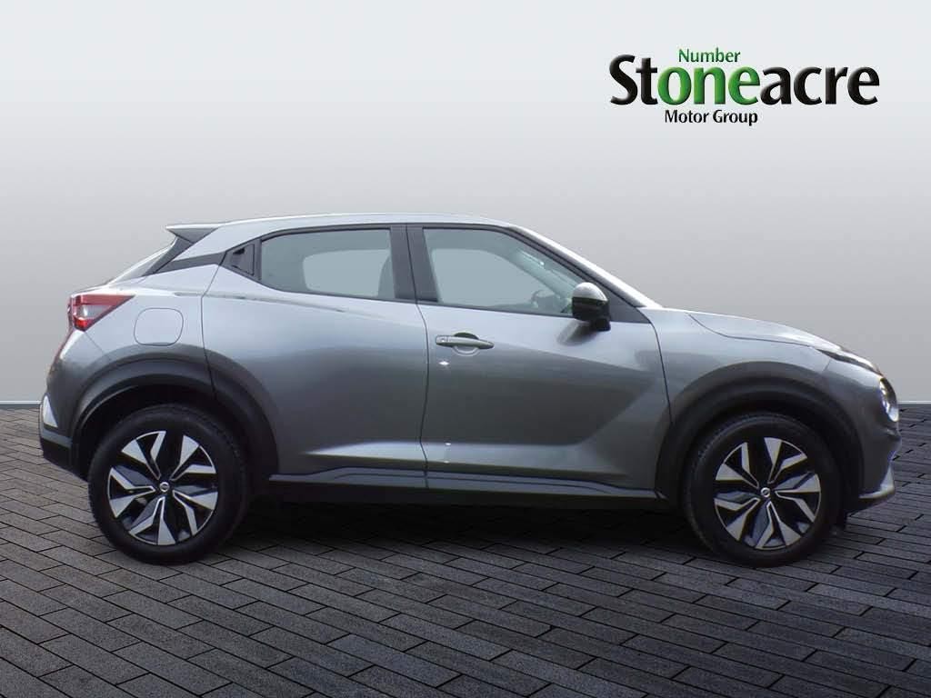 Nissan Juke Image 2