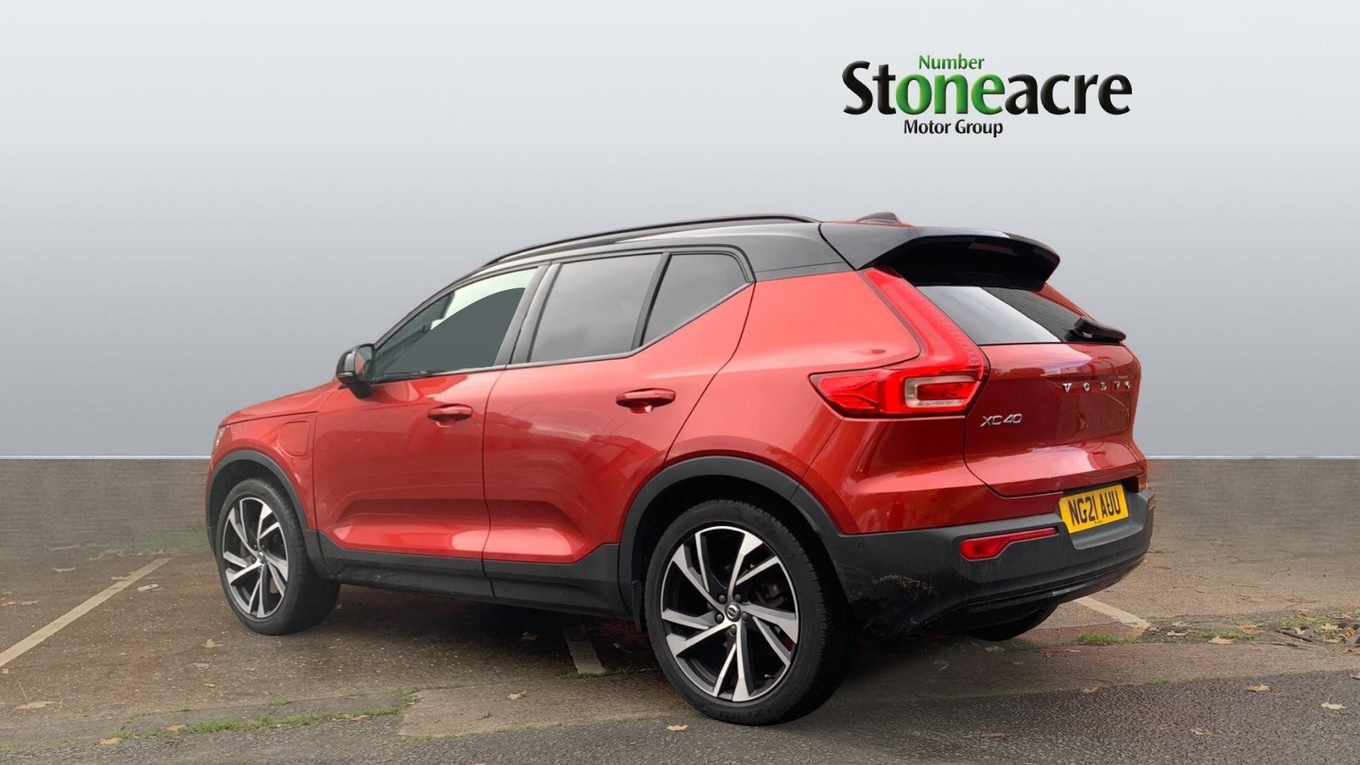 Volvo XC40 Image 2