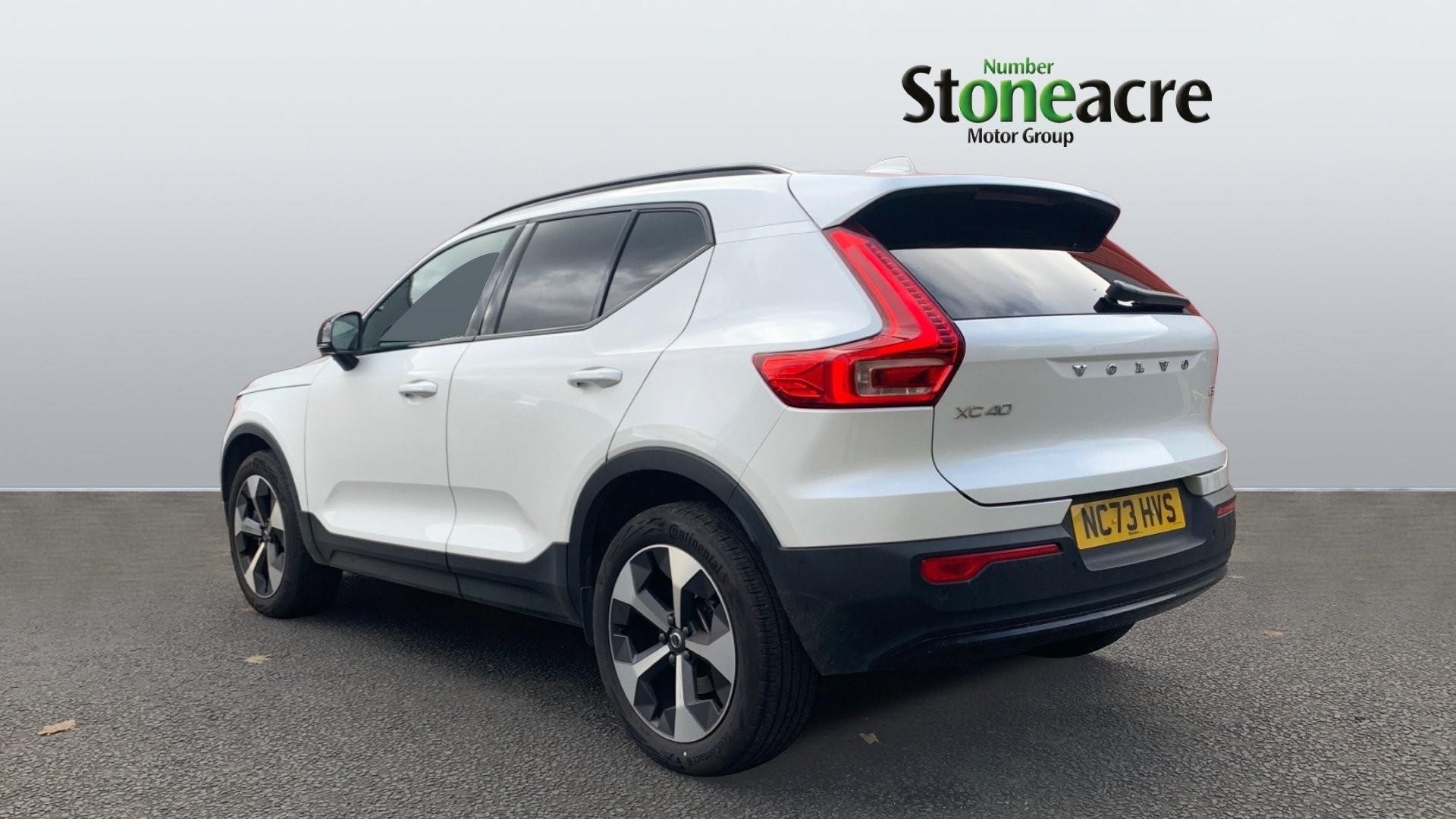 Volvo XC40 Image 2