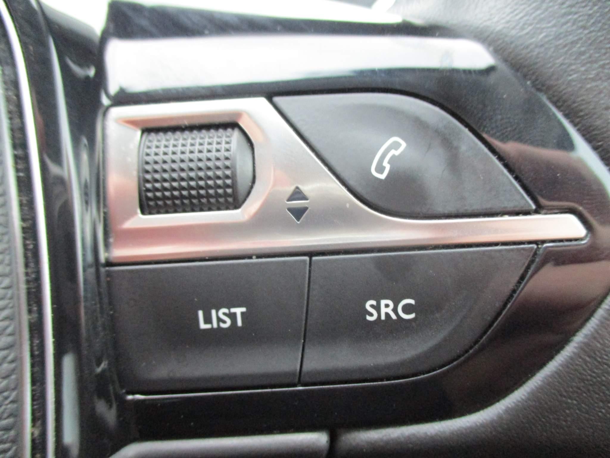 Peugeot 5008 Image 32