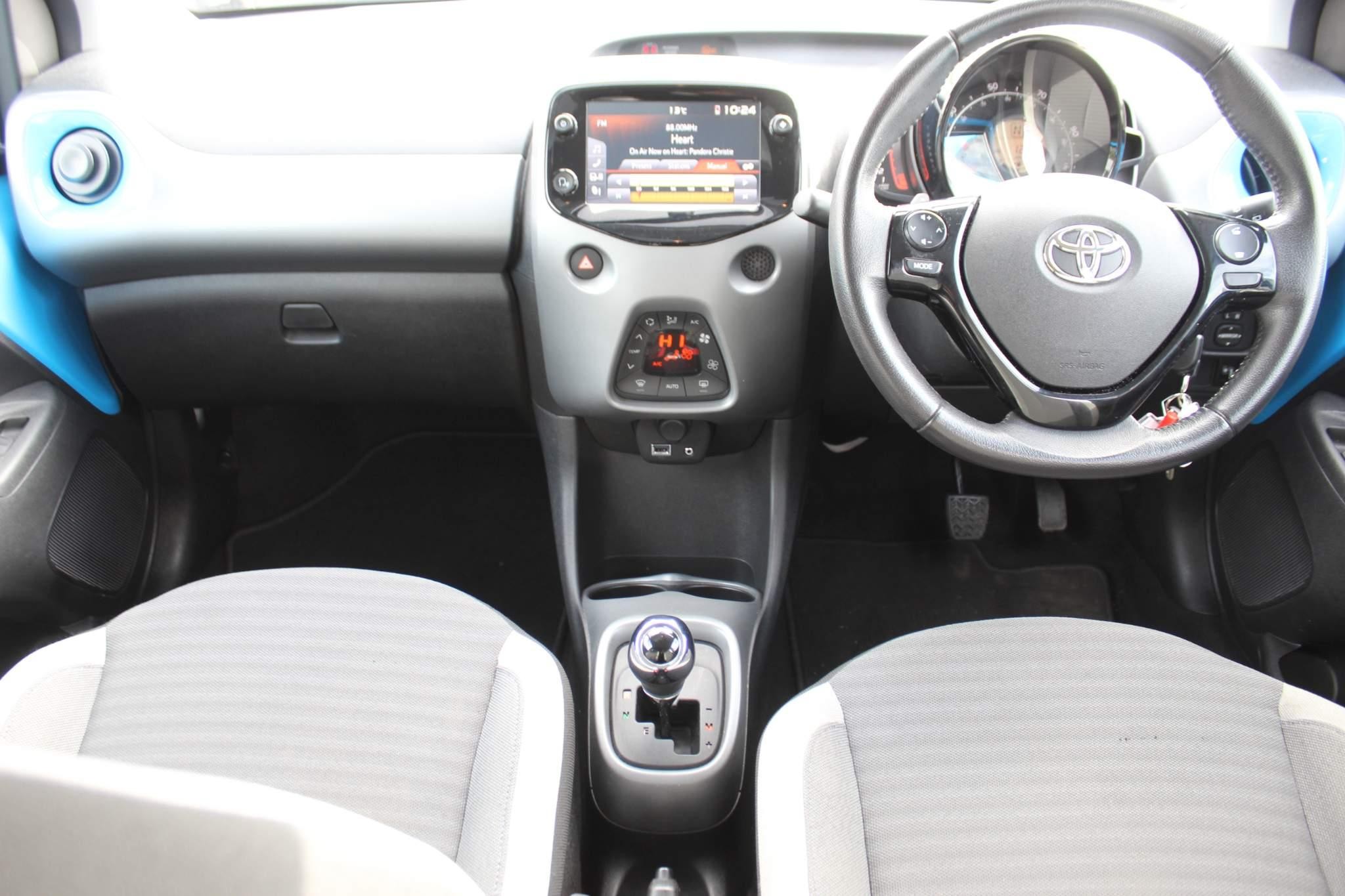 Toyota Aygo Image 13