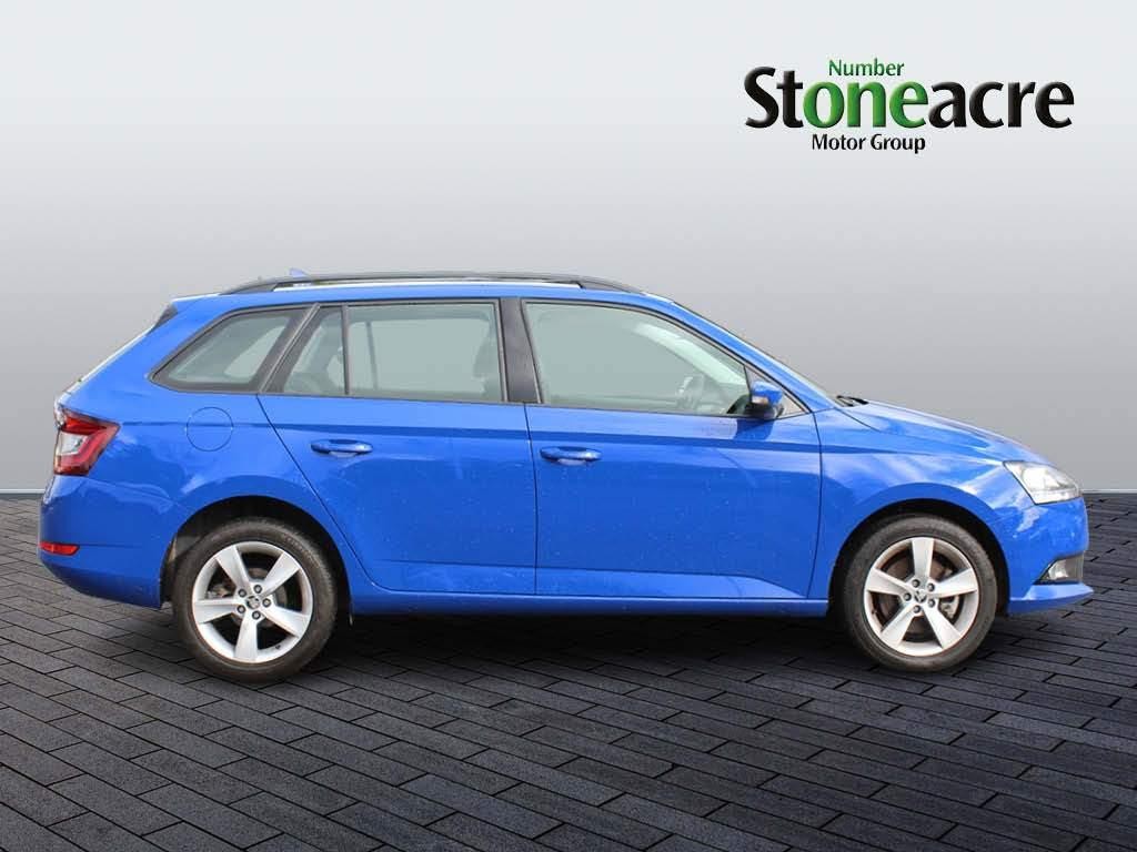 Skoda Fabia Image 2