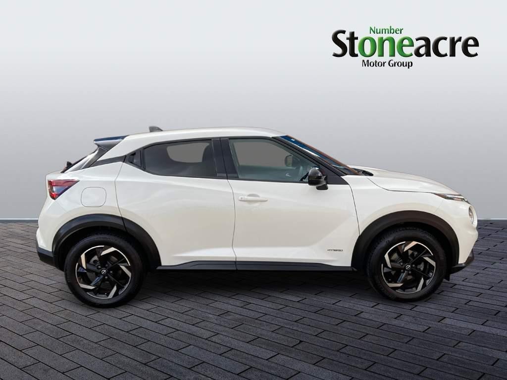 Nissan Juke Image 2