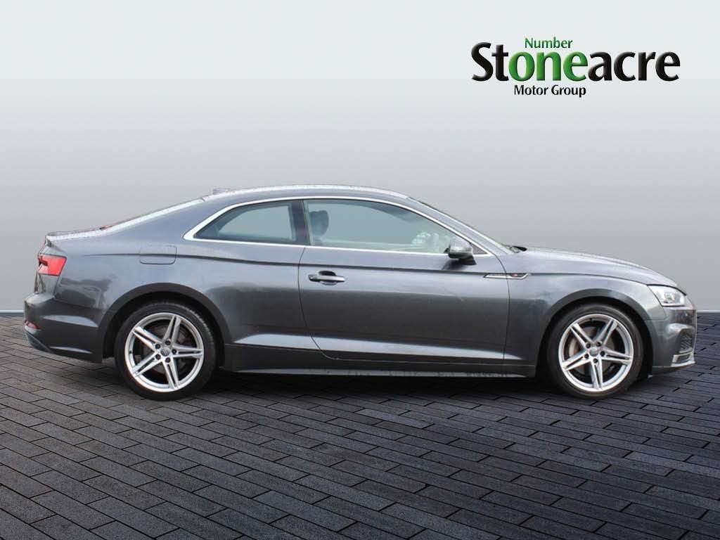 Audi A5 Image 2