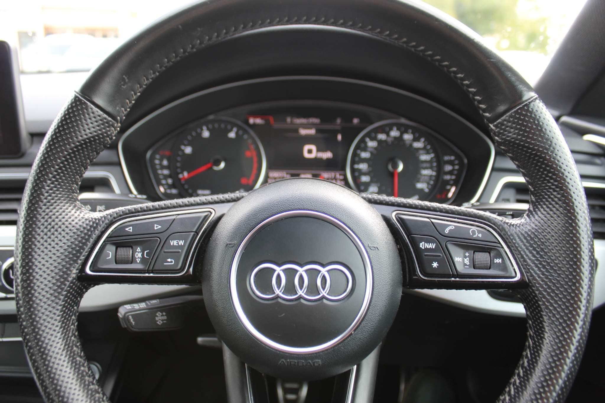 Audi A5 Image 14