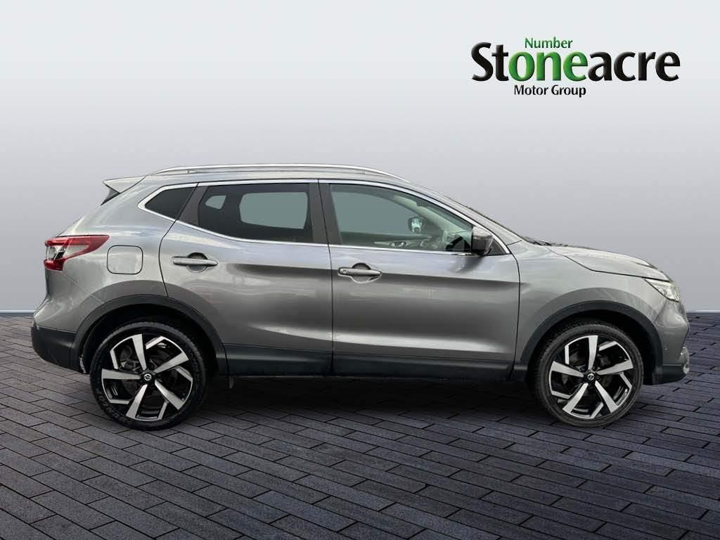 Nissan Qashqai Image 2