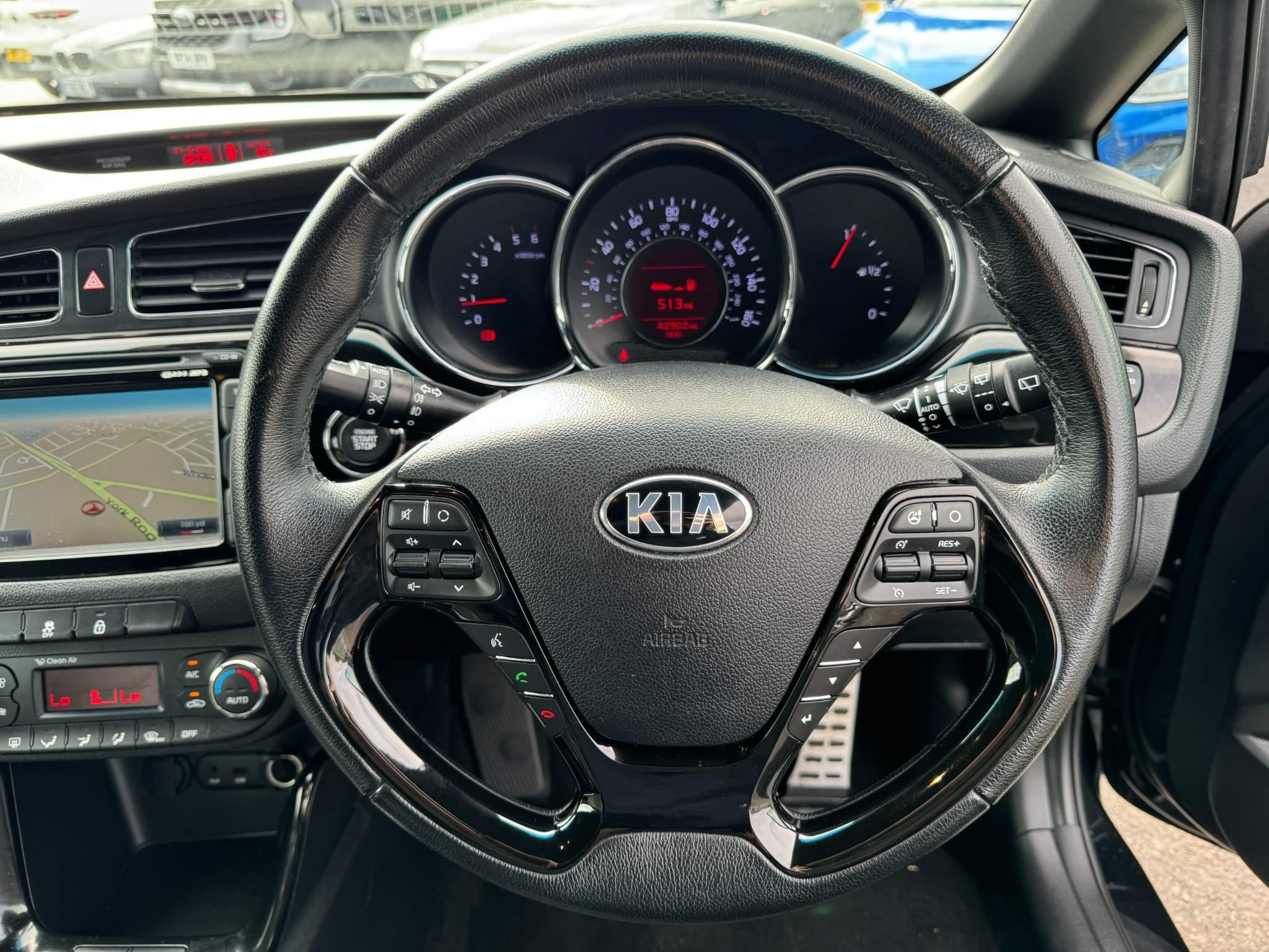 Kia ProCeed Image 10