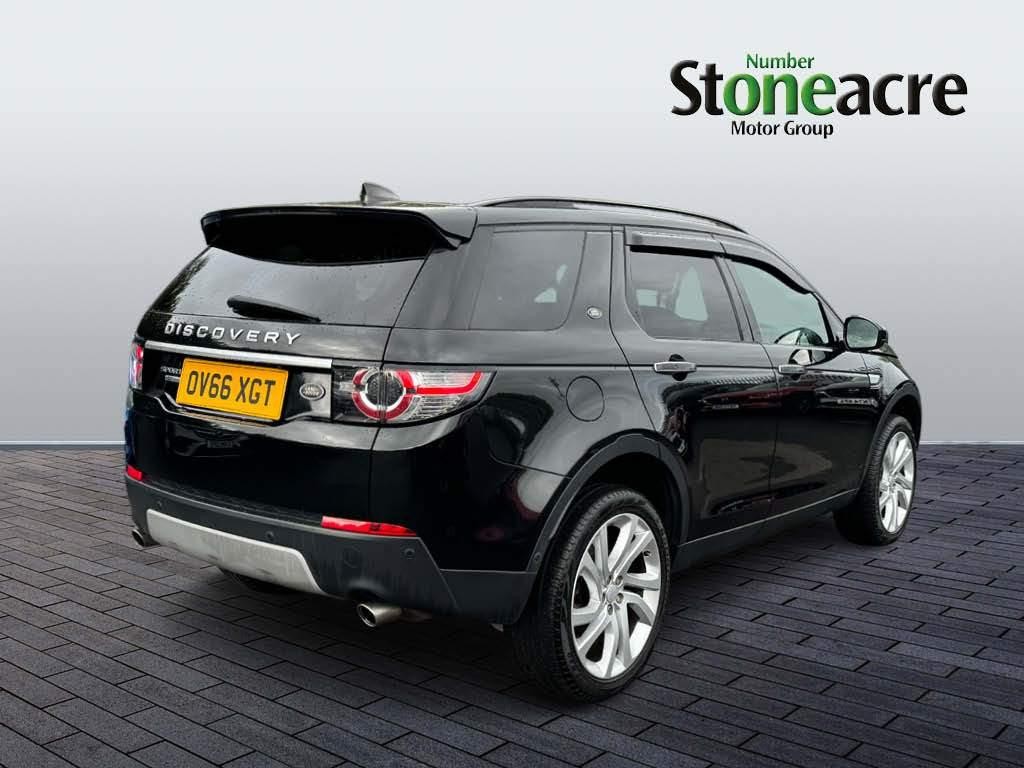 Land Rover Discovery Sport Image 3