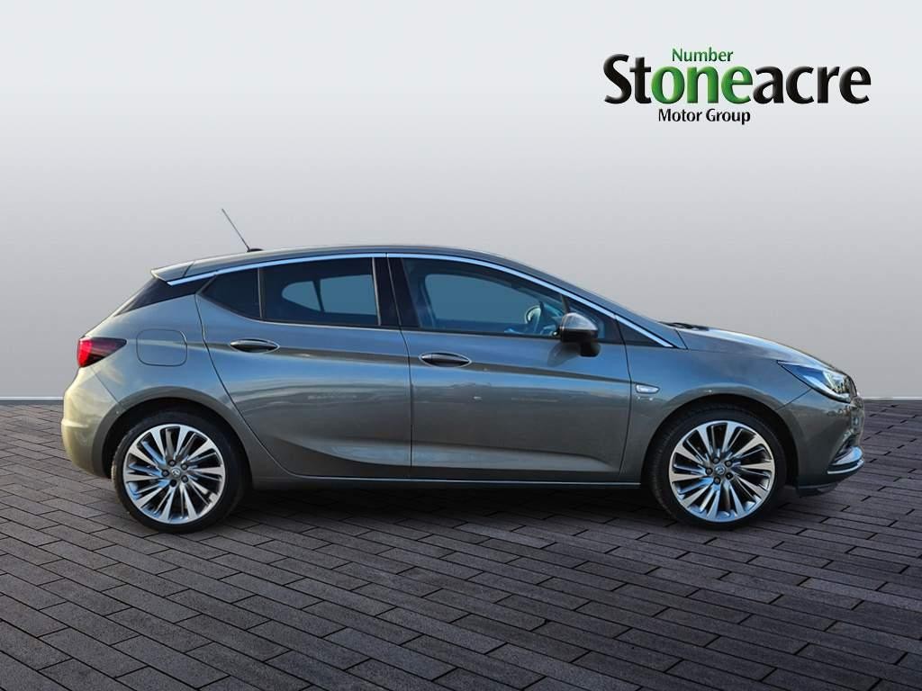 Vauxhall Astra Image 2