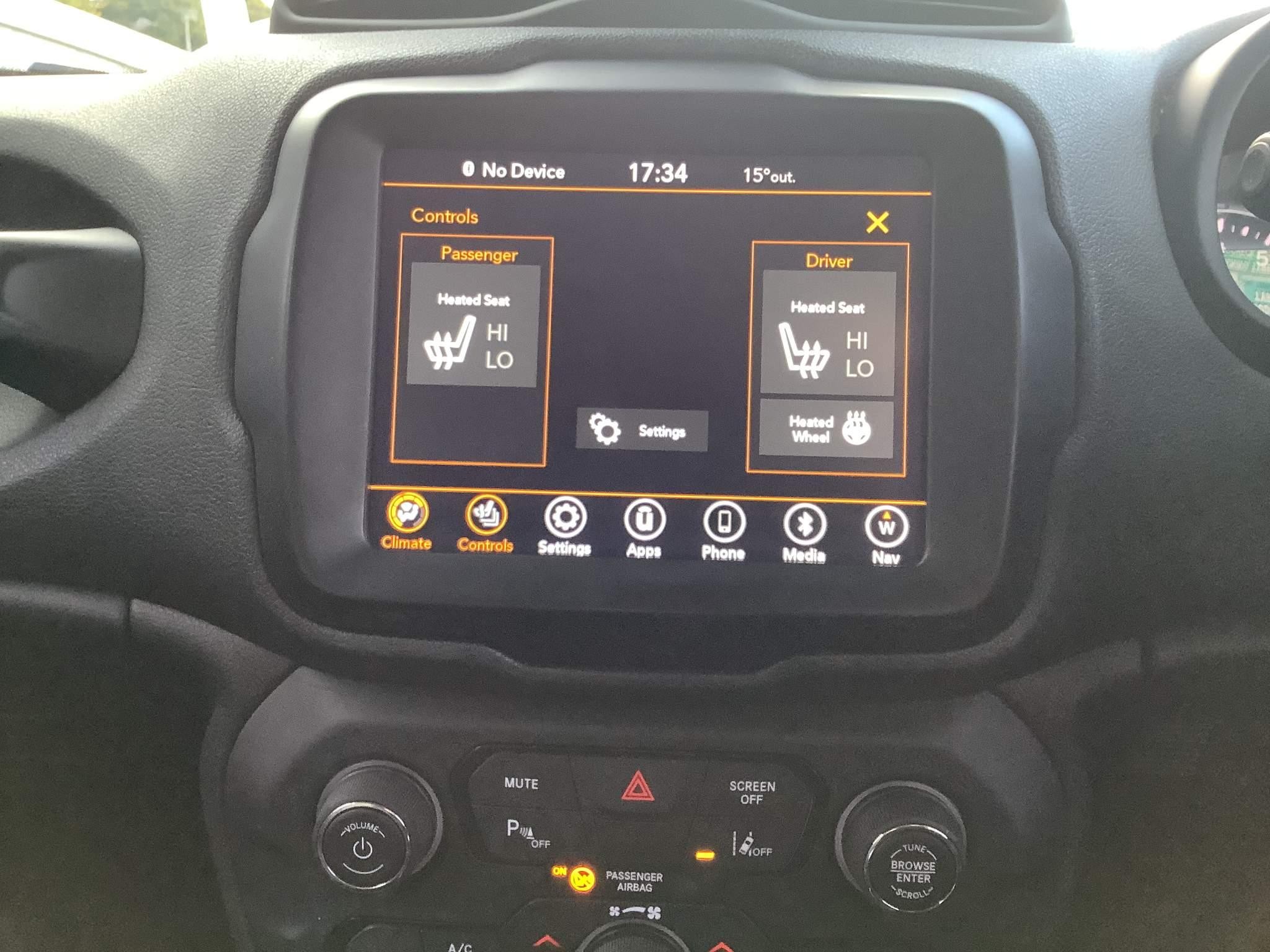 Jeep Renegade Image 21