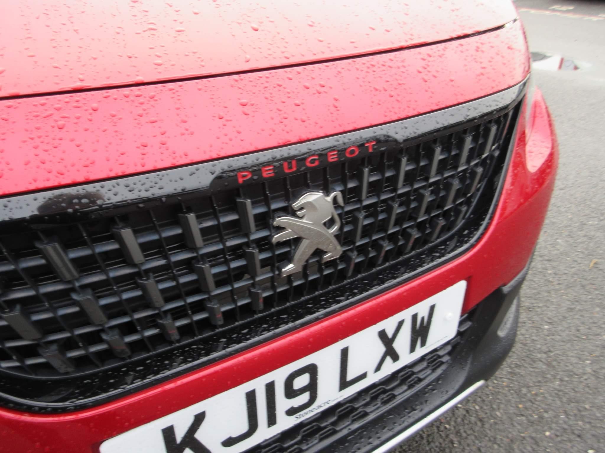 Peugeot 2008 Image 11