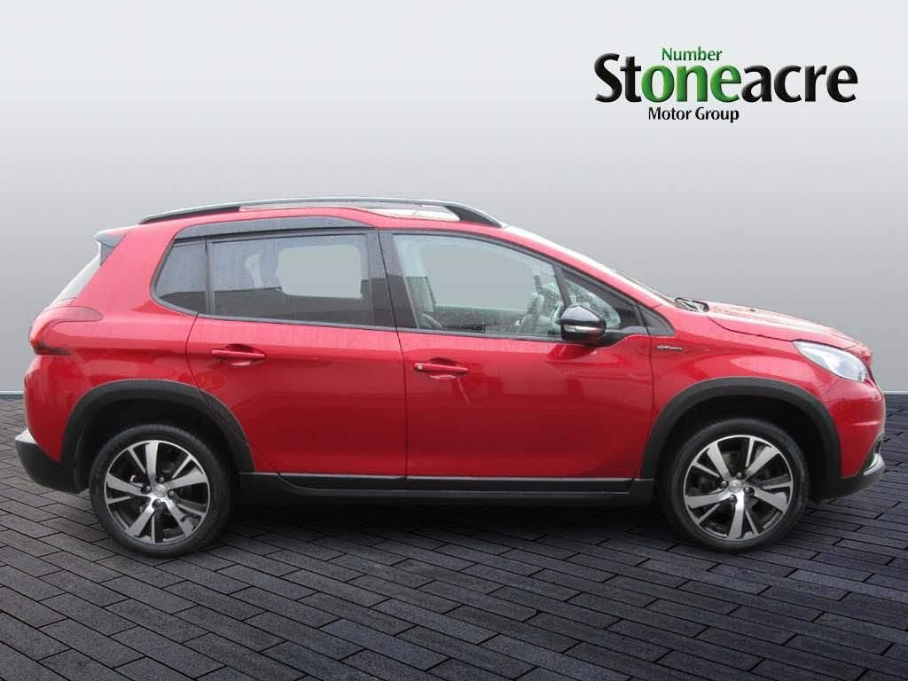 Peugeot 2008 Image 2