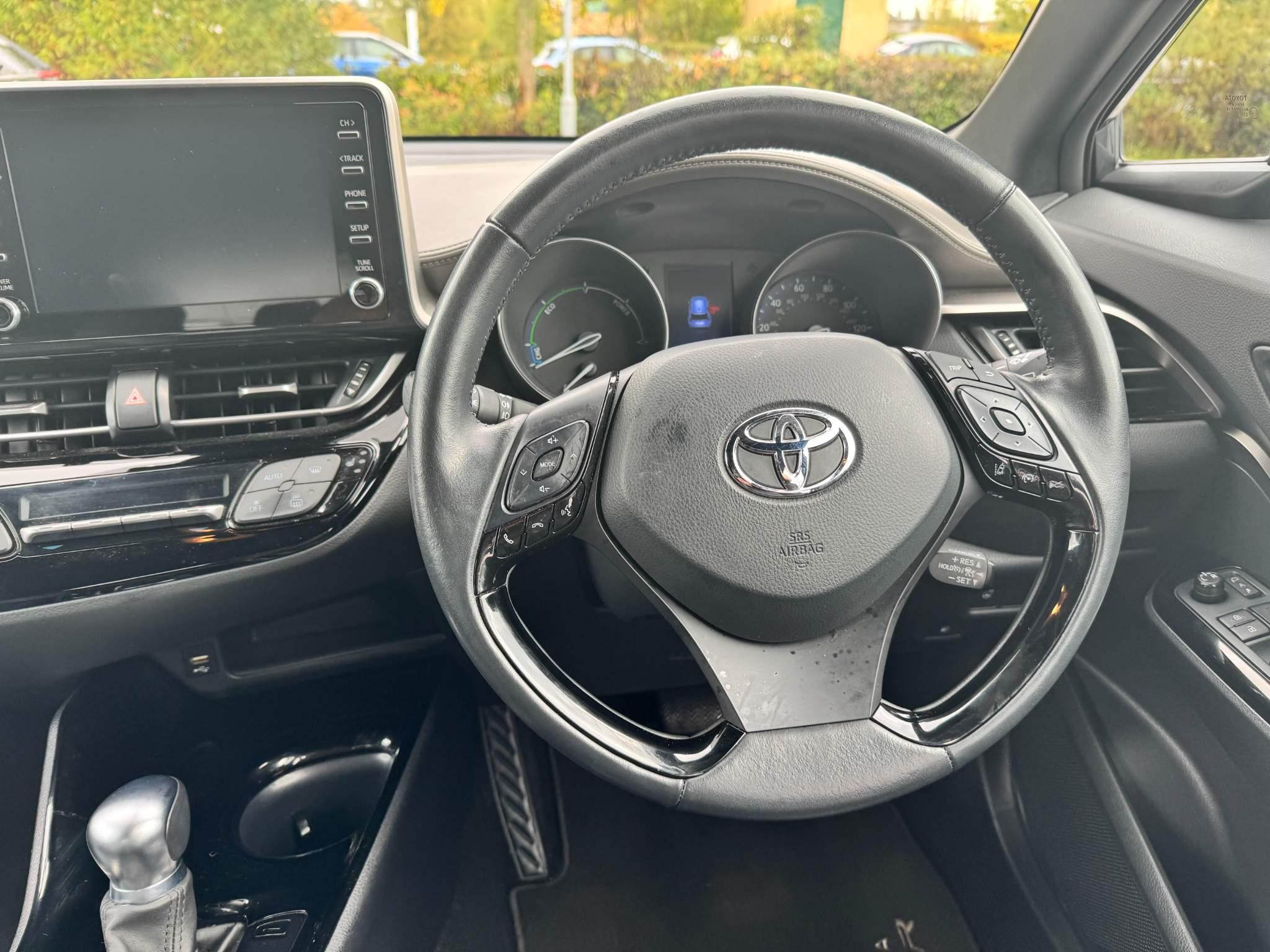 Toyota C-HR Image 19